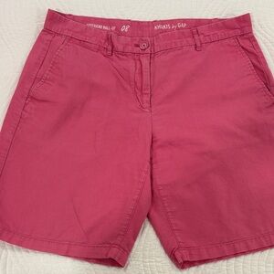 GAP Women's Pink Roll-Up Khaki Shorts